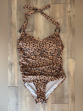 Avenue Leopard Print One-Piece Swimsuit 18W - NEW